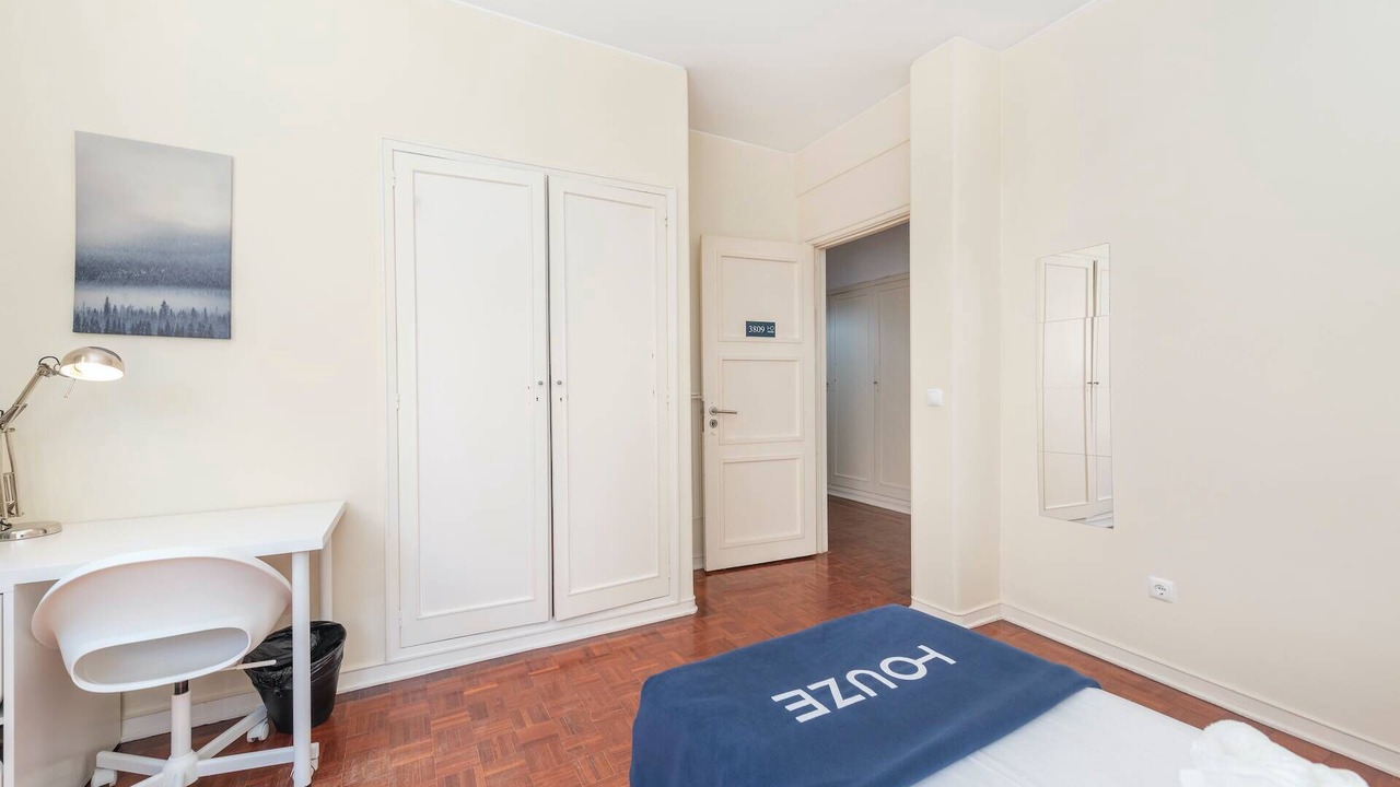 Photo of Bedroom in Lisbon Old Town