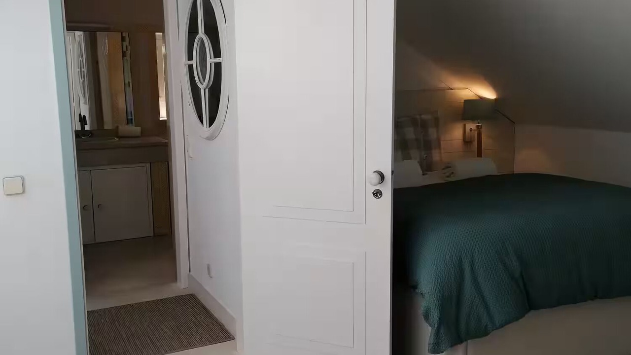 Photo of Bedroom in Azenhas do Mar