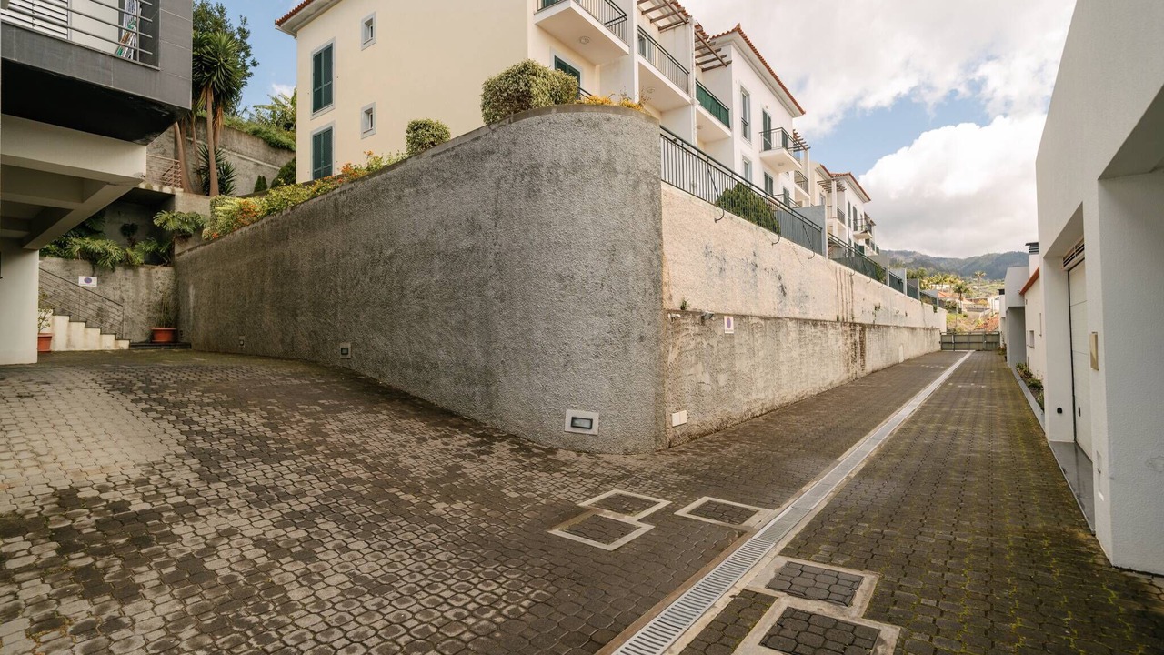 Photo of Outdoor in Canhas
