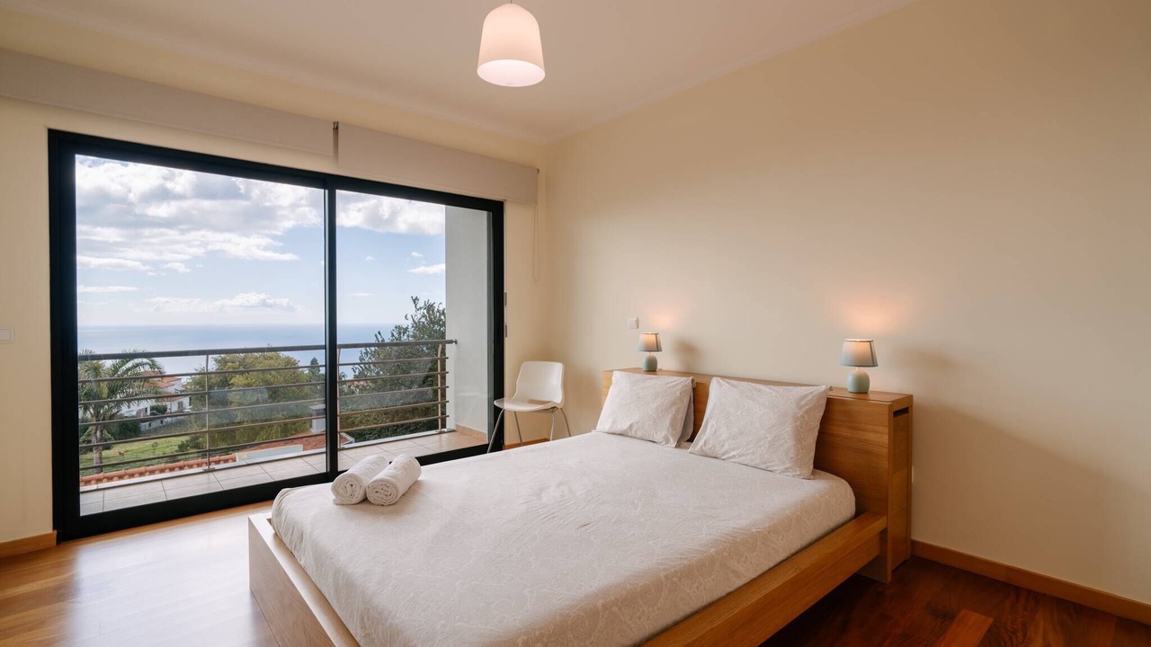 Photo of Bedroom in Canhas
