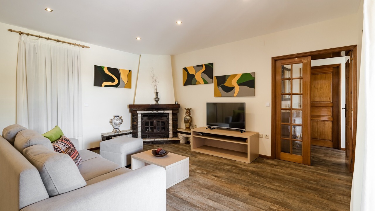 Photo of Livingroom in Rates