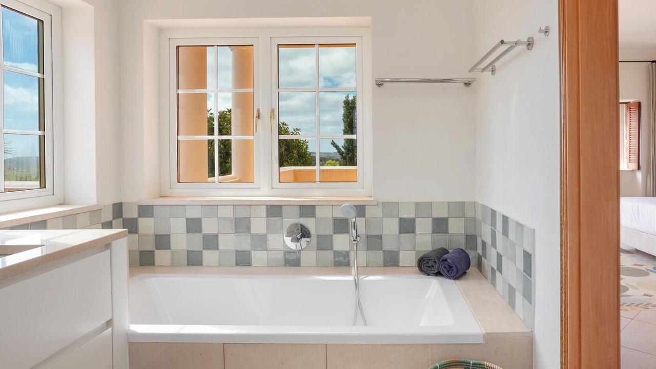 Photo of Bathroom in Colegio