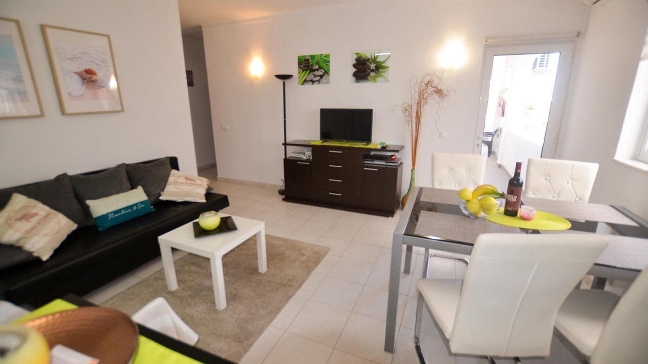 Photo of Livingroom in Vale de Centianes