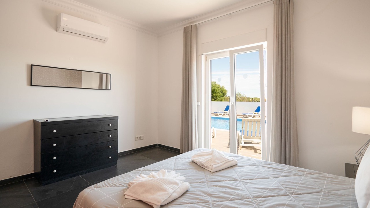 Photo of Bedroom in Olhao