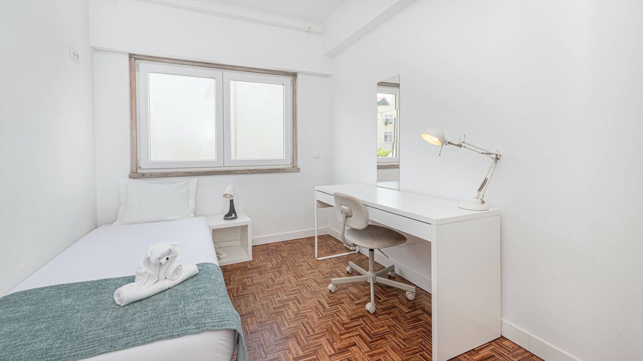 Photo of Bedroom in Campolide