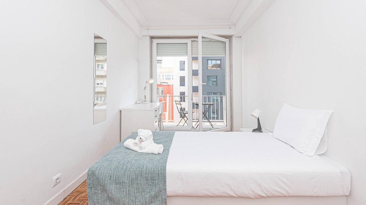 Photo of Bedroom in Campolide