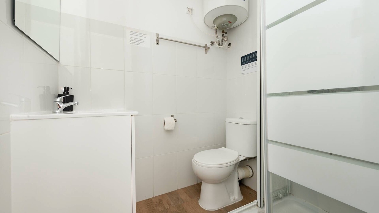 Photo of Bathroom in Campolide