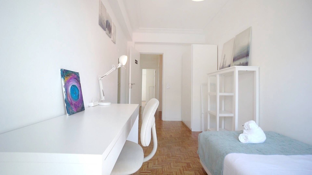 Photo of Bedroom in Campolide
