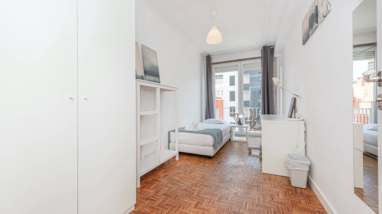 Photo of Bedroom in Campolide