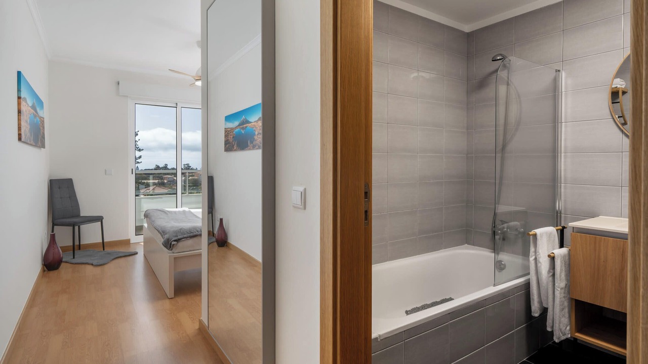 Photo of Bathroom in Canico