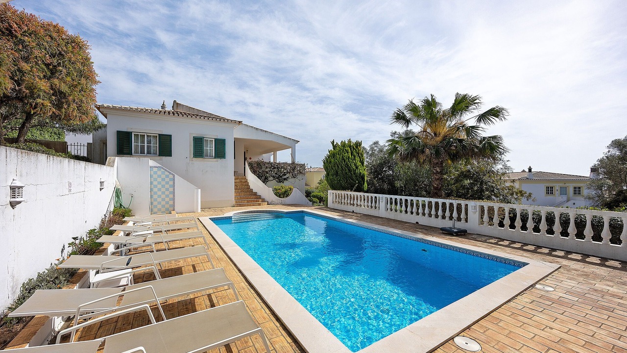 Photo of Outdoor in Luz