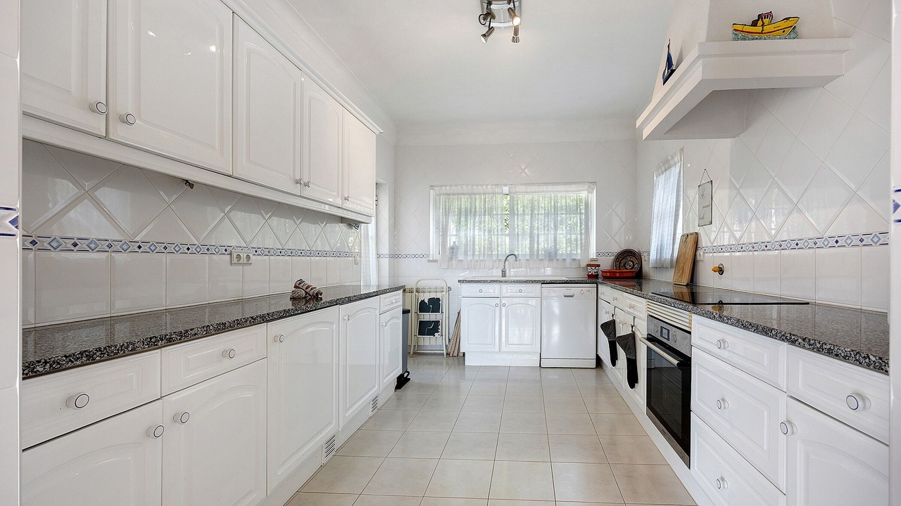 Photo of Kitchen in Luz