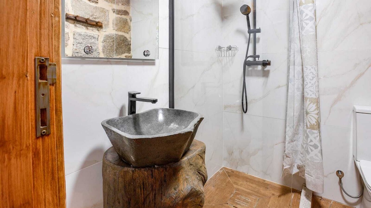 Photo of Bathroom in Melgaco