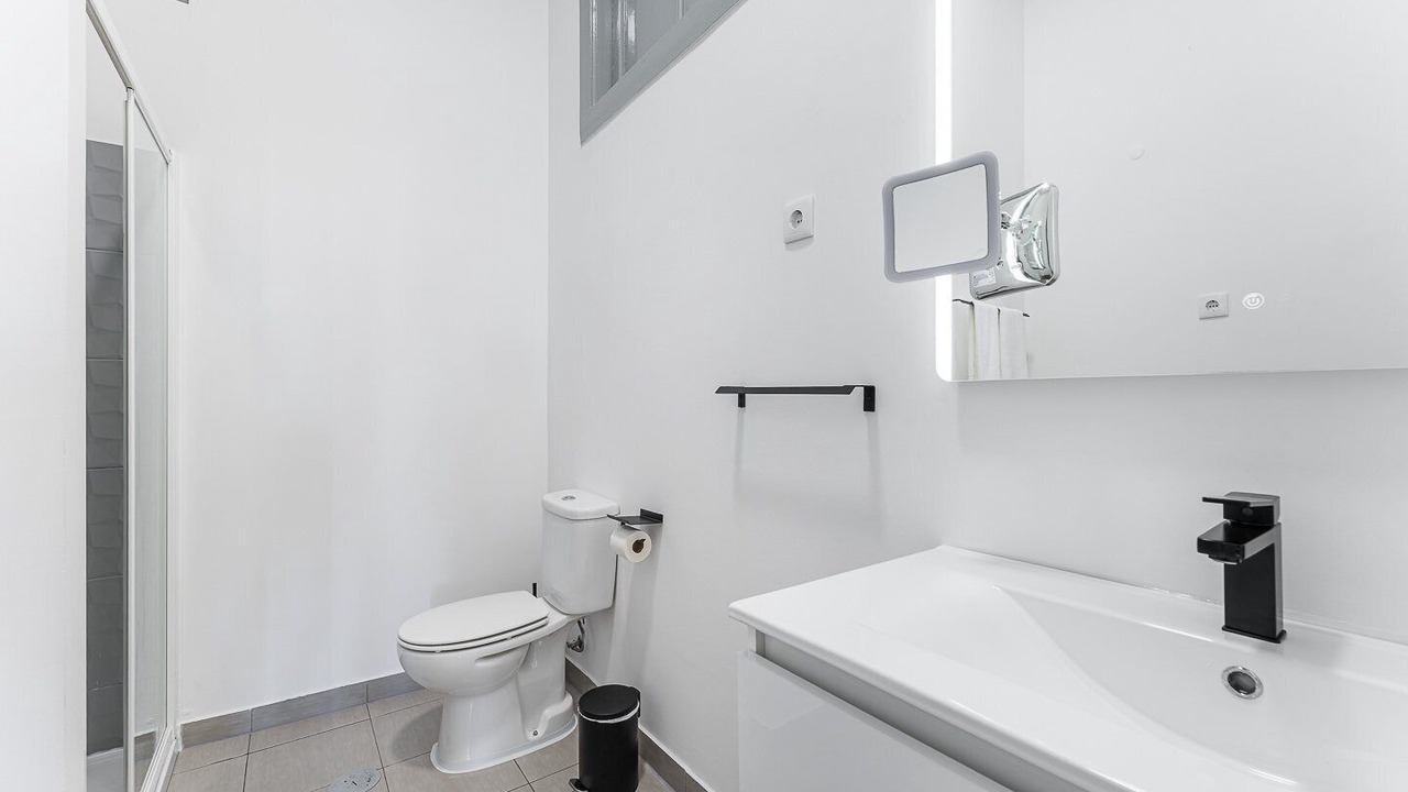 Photo of Bathroom in Coimbra City Centre
