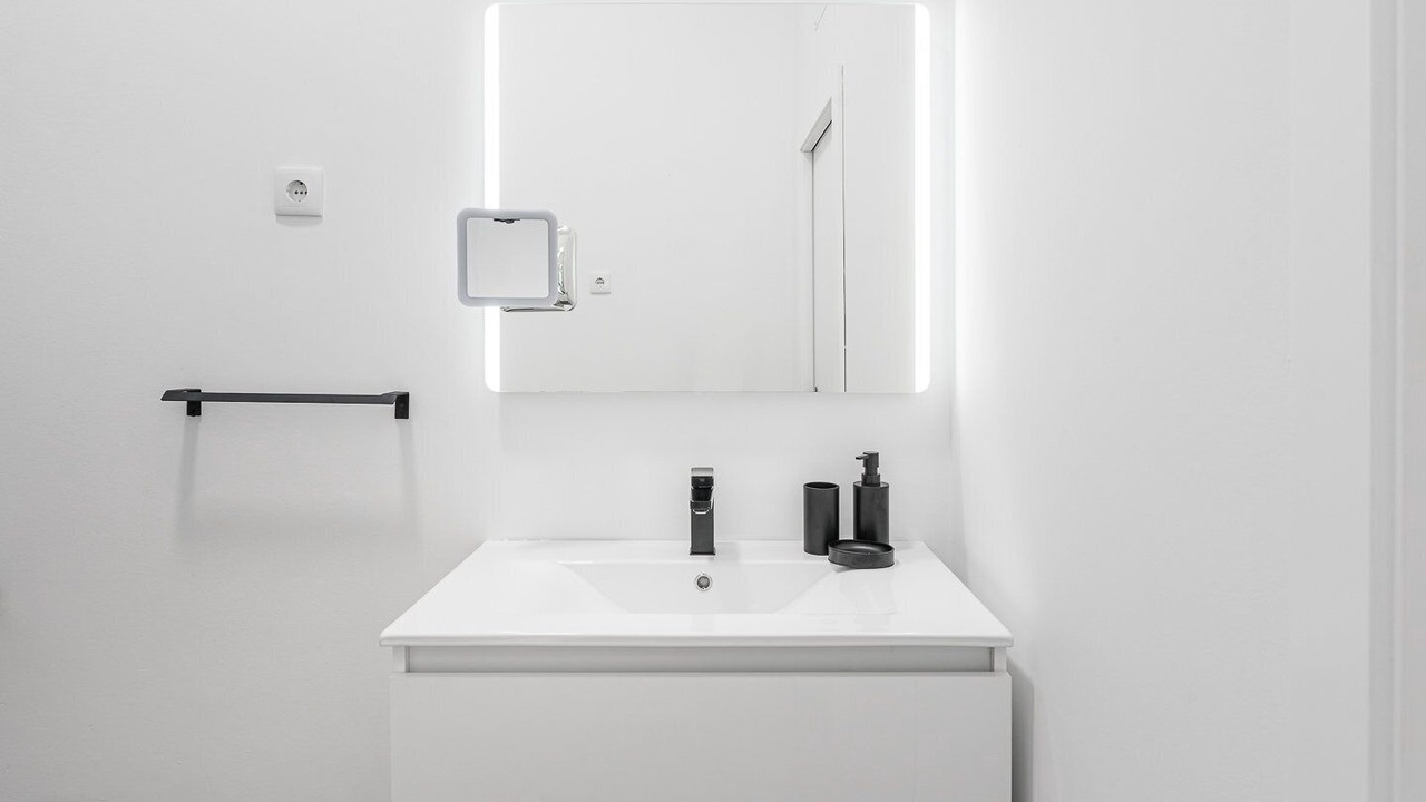 Photo of Bathroom in Coimbra City Centre