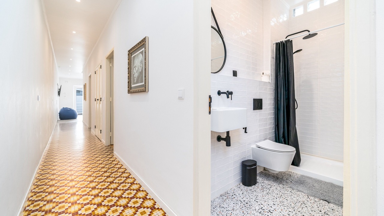 Photo of Bathroom in Portimao City Centre