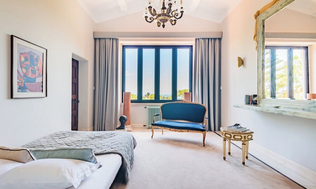 Photo of Bedroom in Estoril