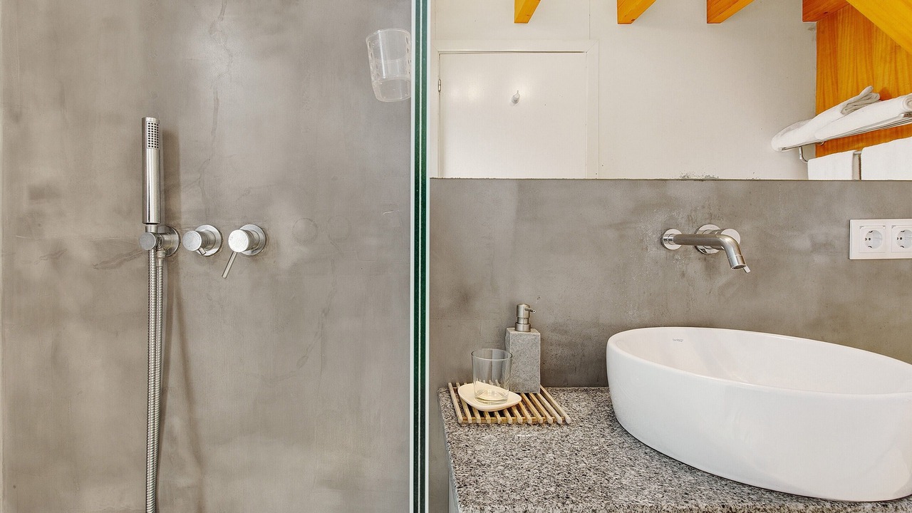 Photo of Bathroom in Prazeres