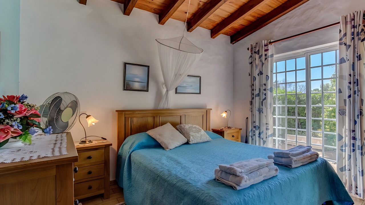 Photo of Bedroom in Alcalar
