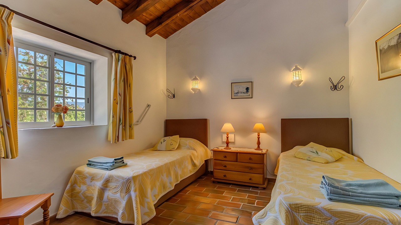 Photo of Bedroom in Alcalar