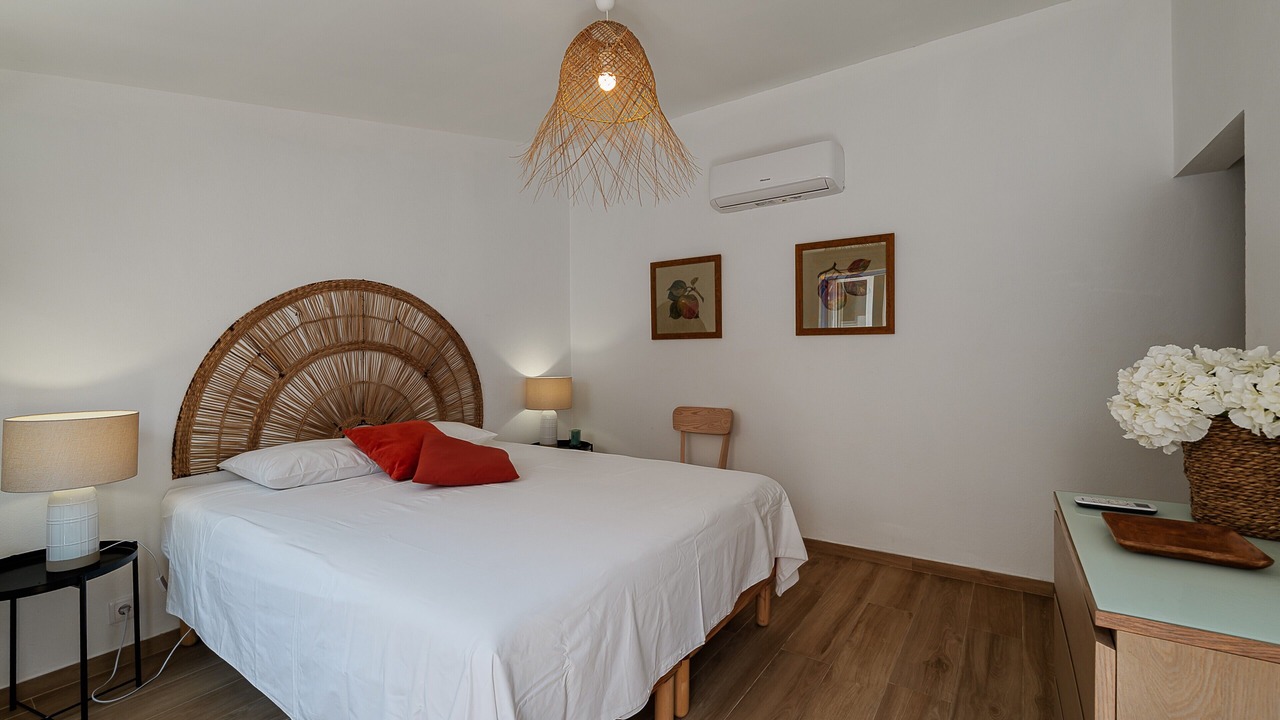 Photo of Bedroom in Vila Nogueira de Azeitao