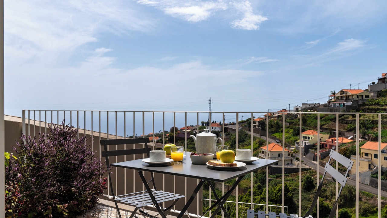 Photo of Outdoor in Canhas