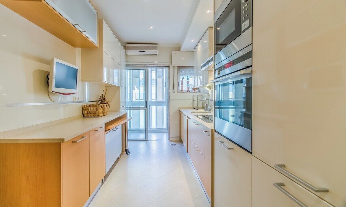 Photo of Kitchen in Lumiar