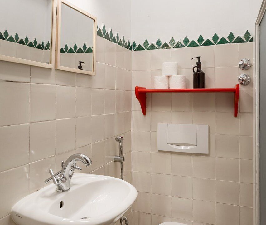 Photo of Bathroom in Cascais