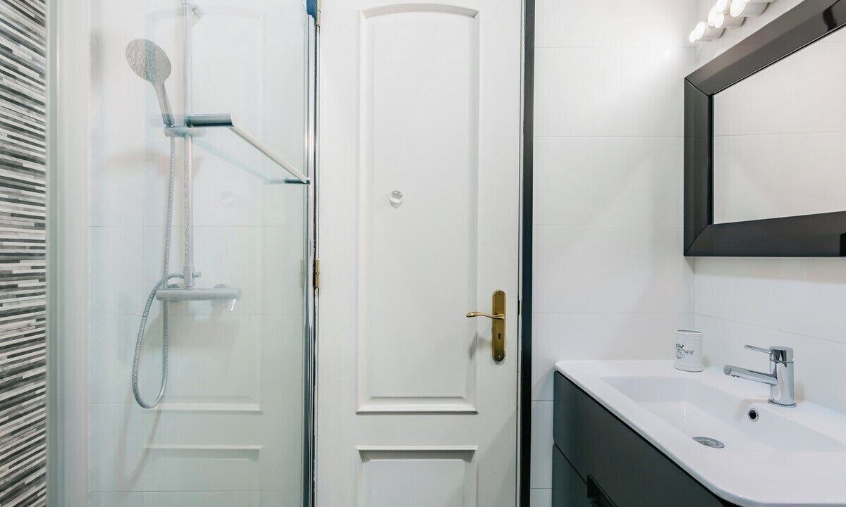 Photo of Bathroom in Chiado