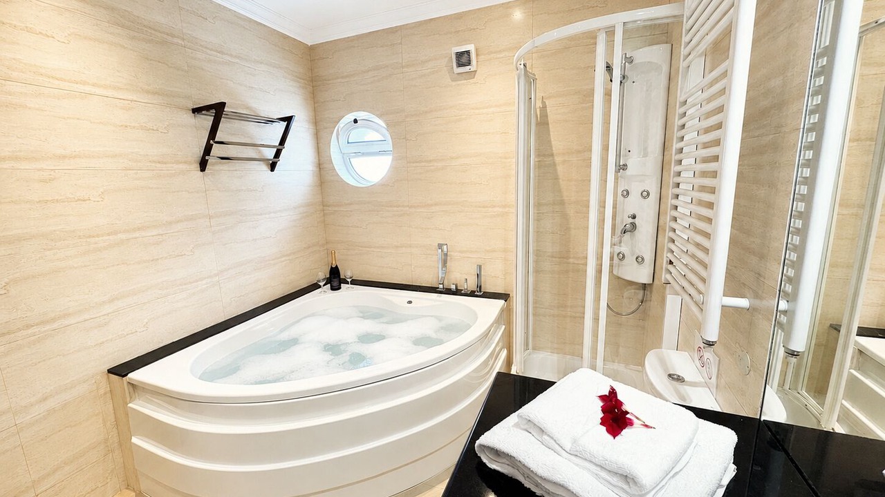 Photo of Bathroom in Sao Bras de Alportel