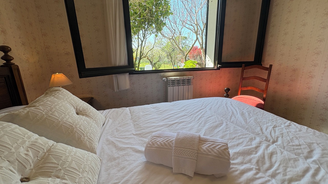 Photo of Bedroom in Caminha