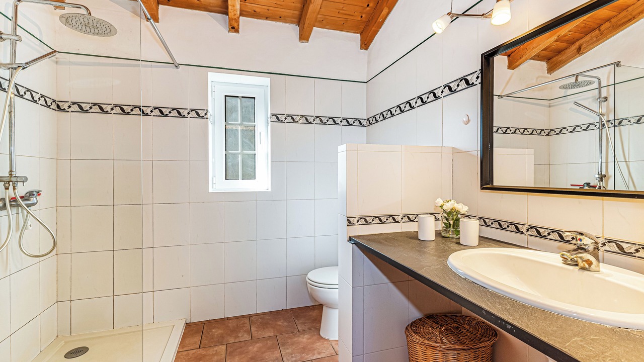 Photo of Bathroom in Reliquias