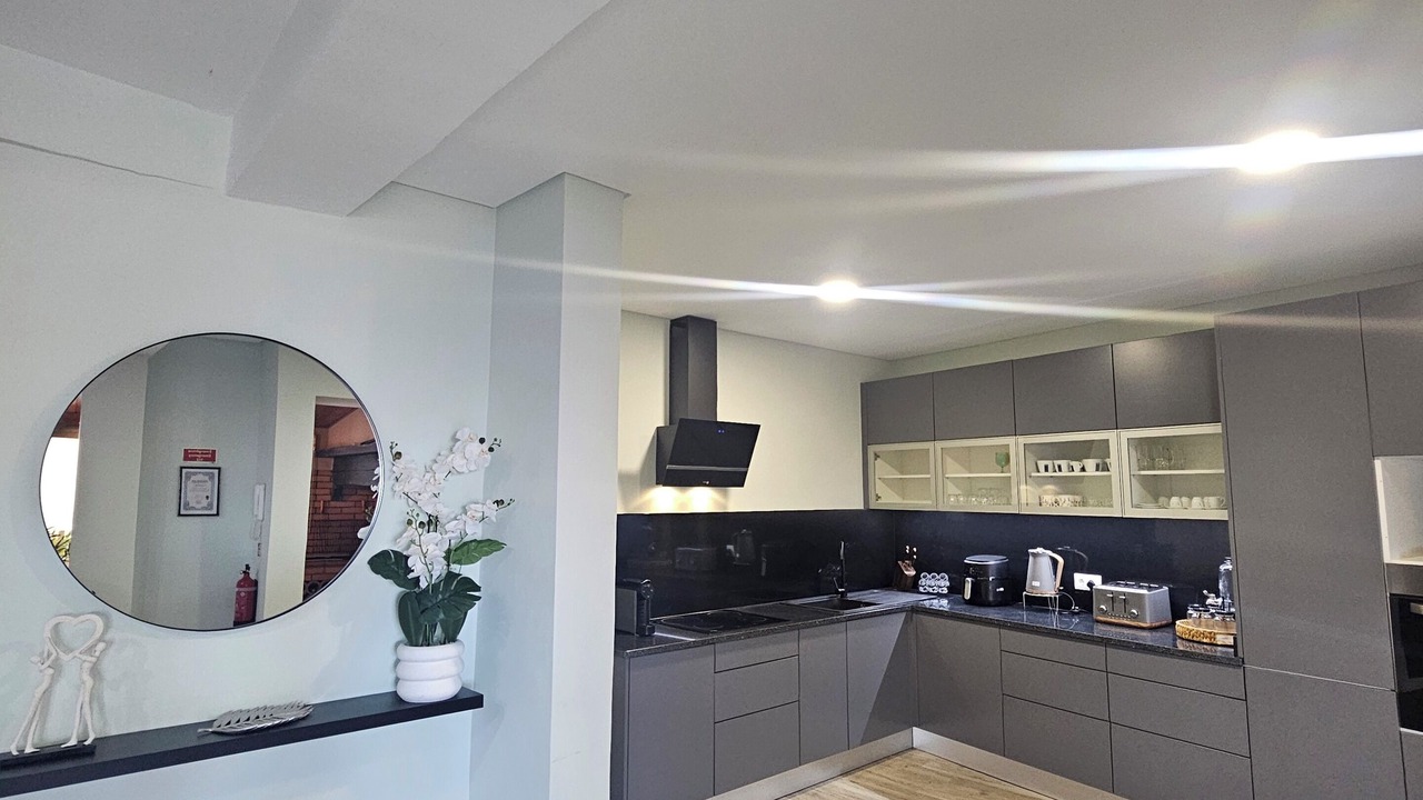 Photo of Kitchen in Camara de Lobos