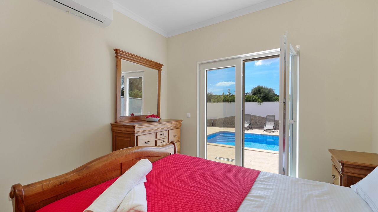 Photo of Bedroom in Alcalar