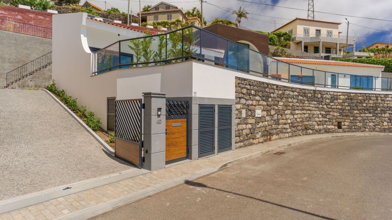 Photo of Outdoor in Canhas