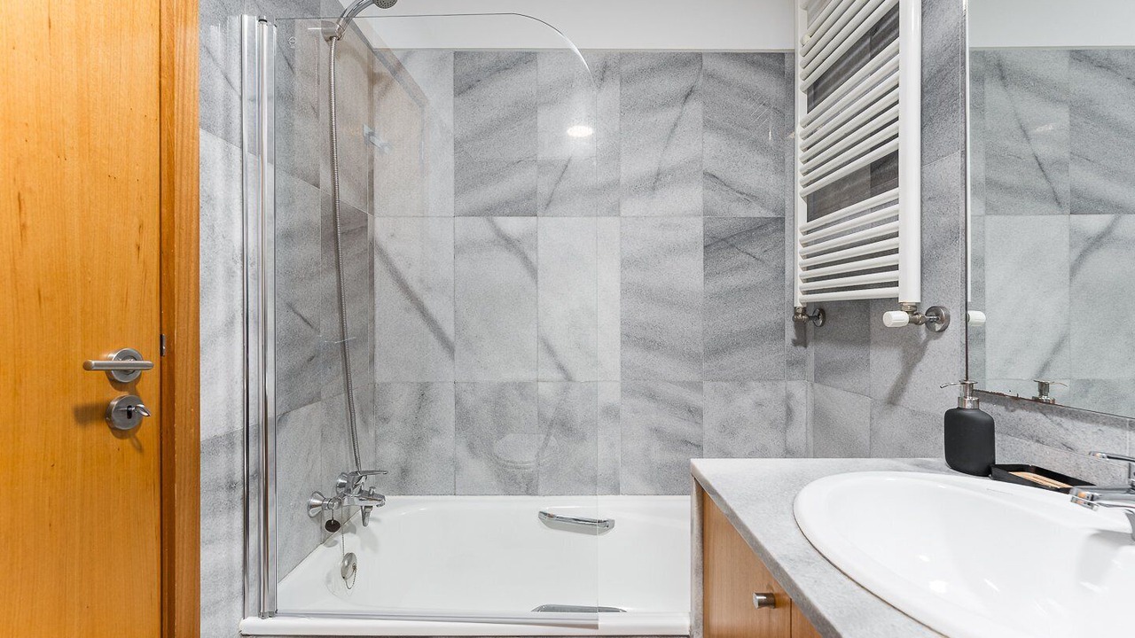 Photo of Bathroom in Oliveira do Douro