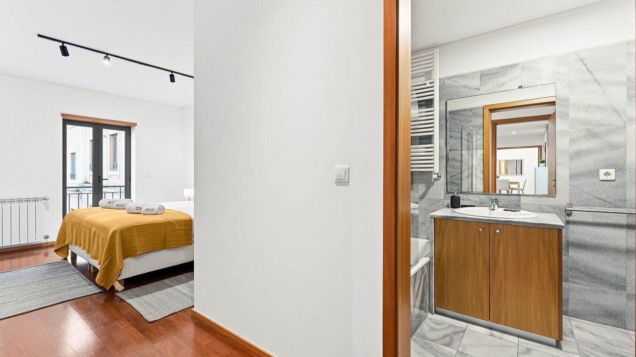 Photo of Bedroom in Oliveira do Douro