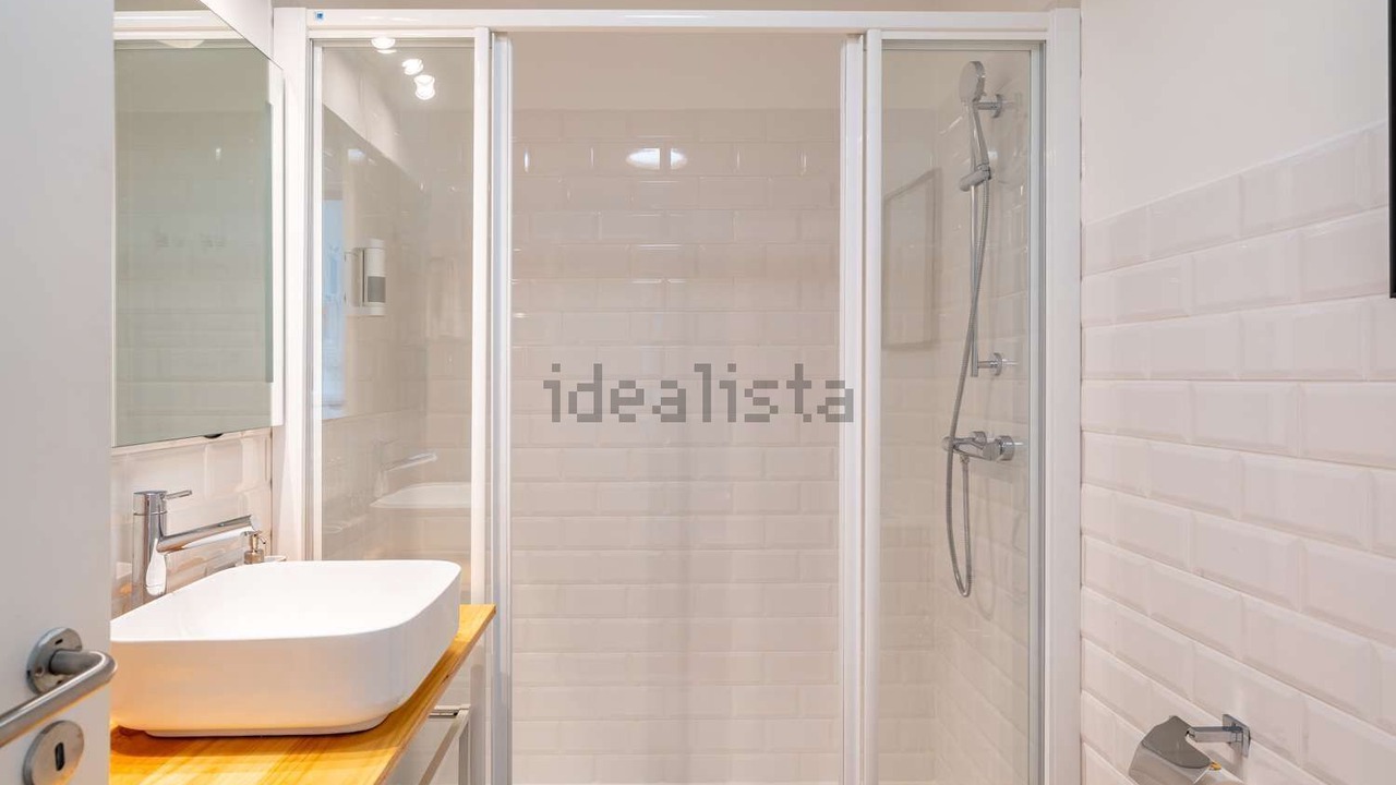 Photo of Bathroom in Cascais