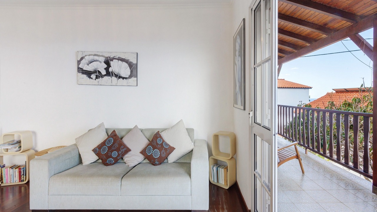 Photo of Livingroom in Calheta