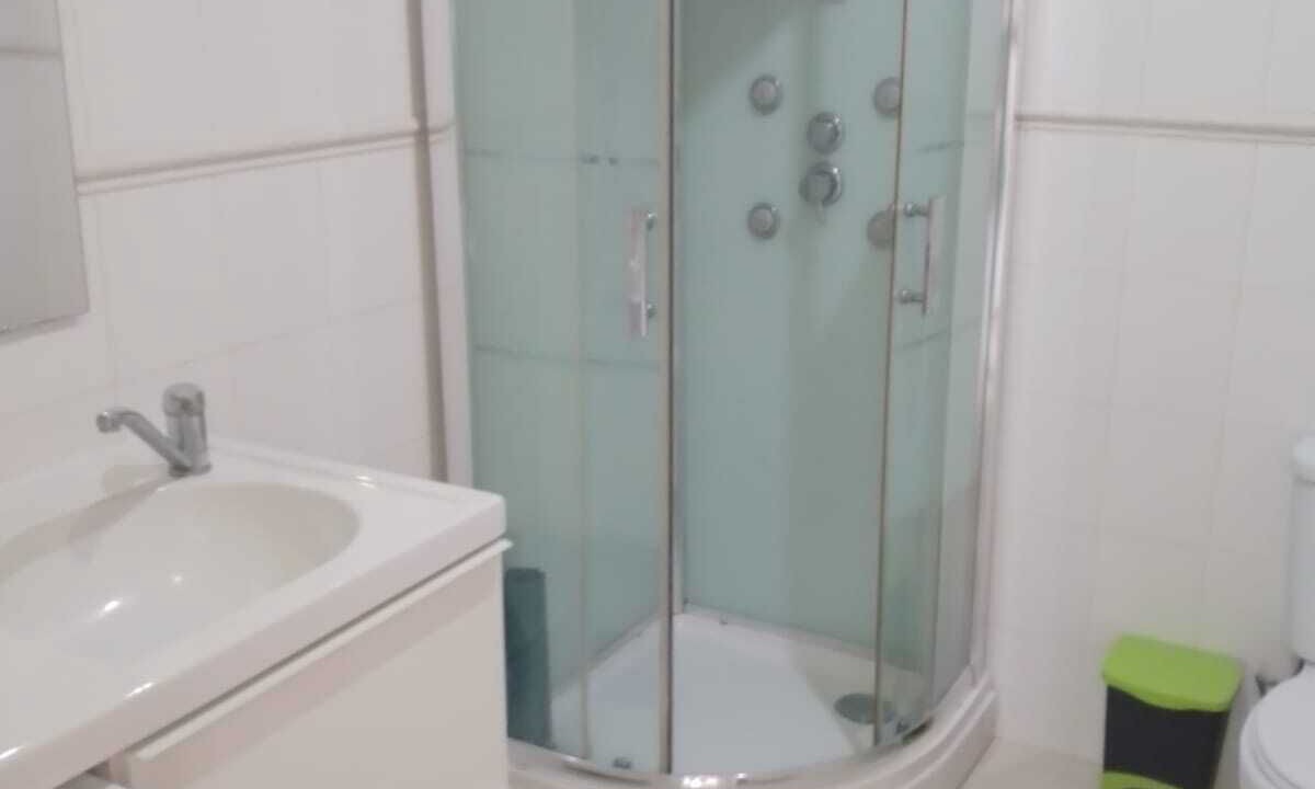 Photo of Bathroom in Atalaia
