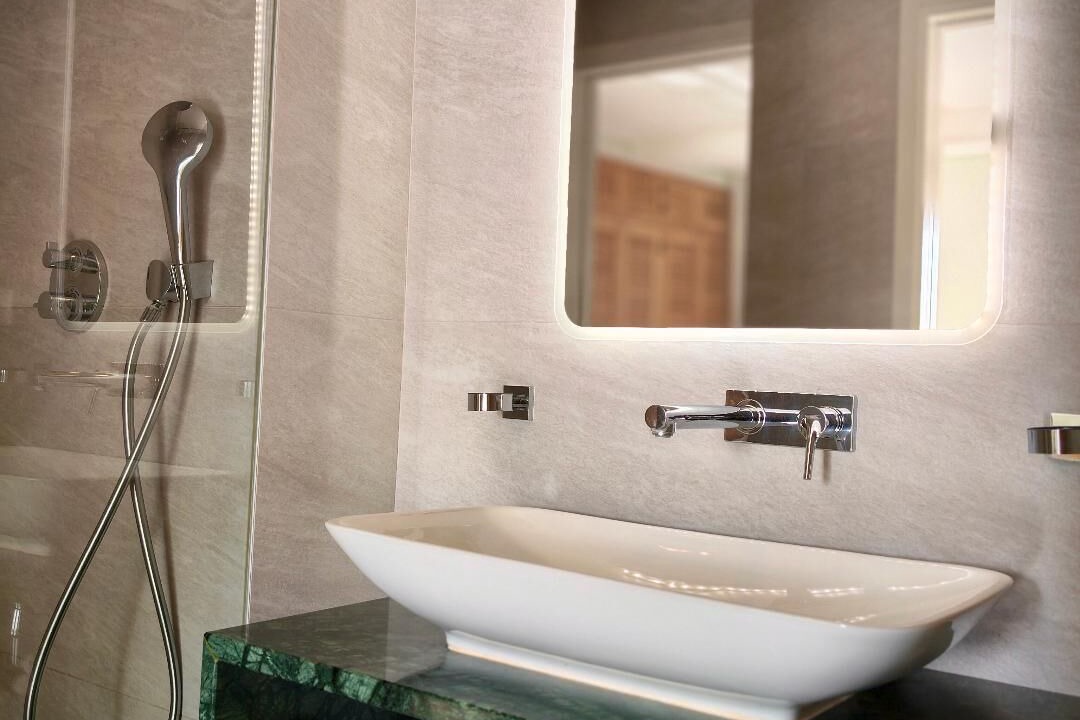 Photo of Bathroom in Budens