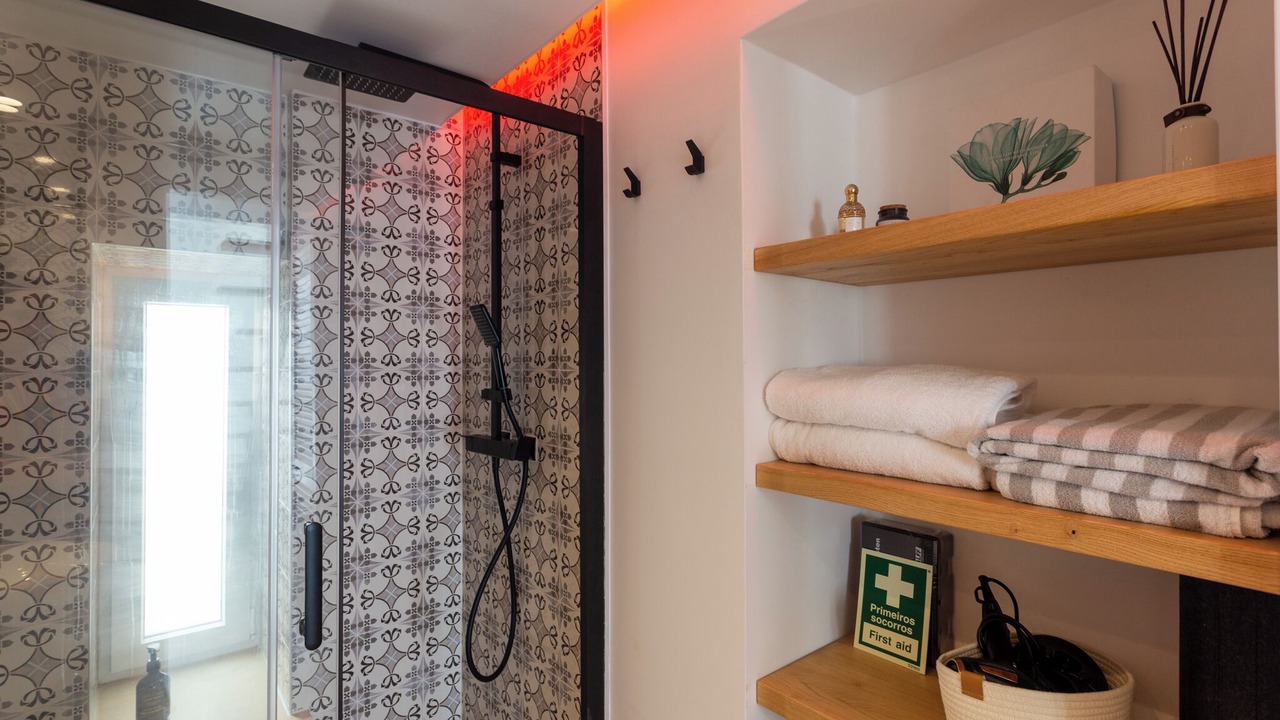 Photo of Bathroom in Salema