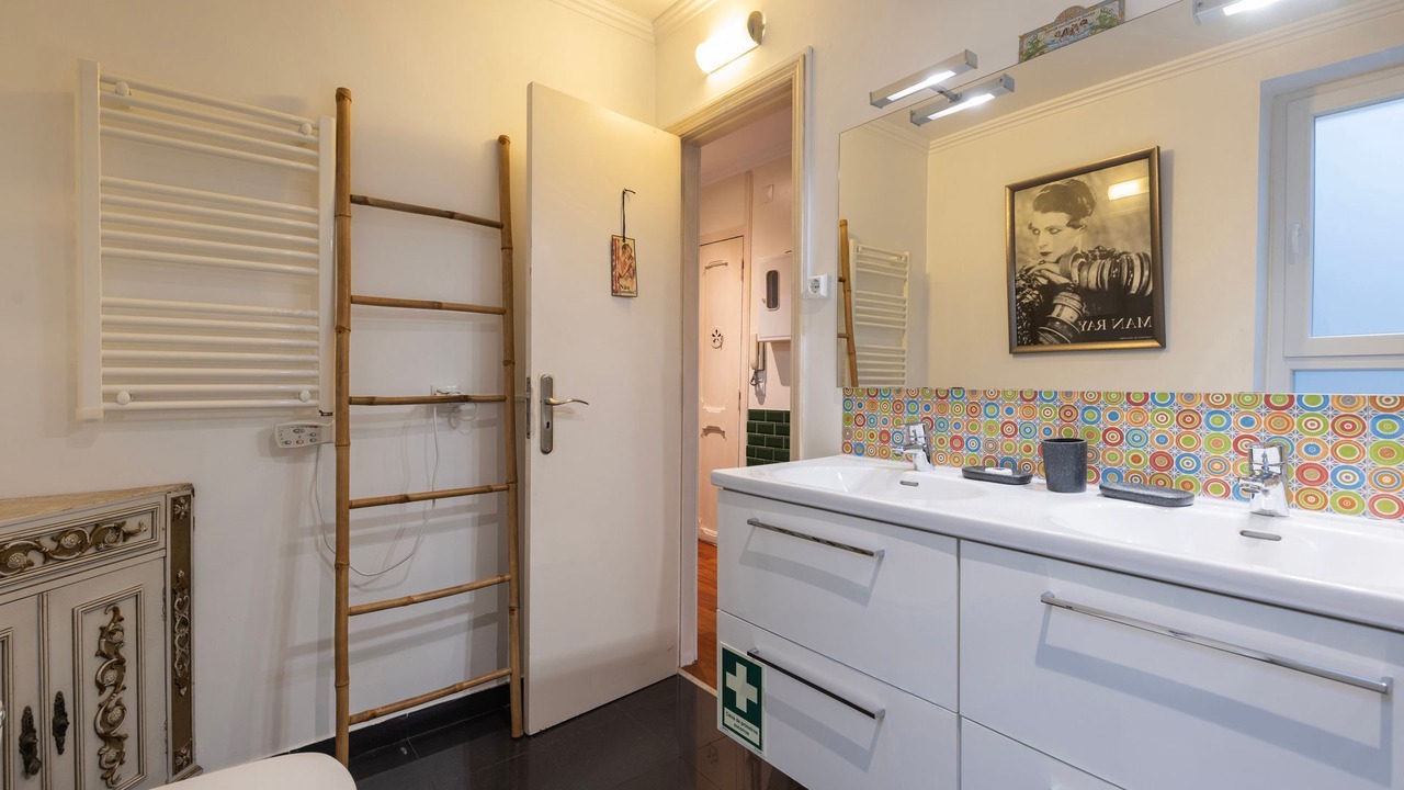 Photo of Bathroom in Alfama