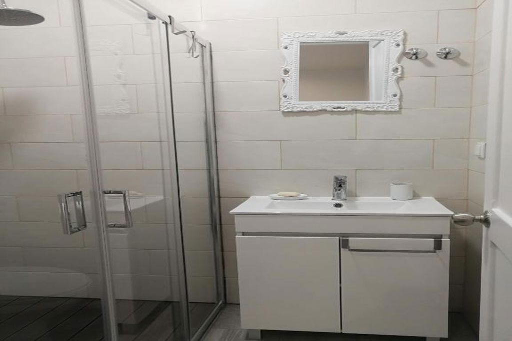 Photo of Bathroom in Relva