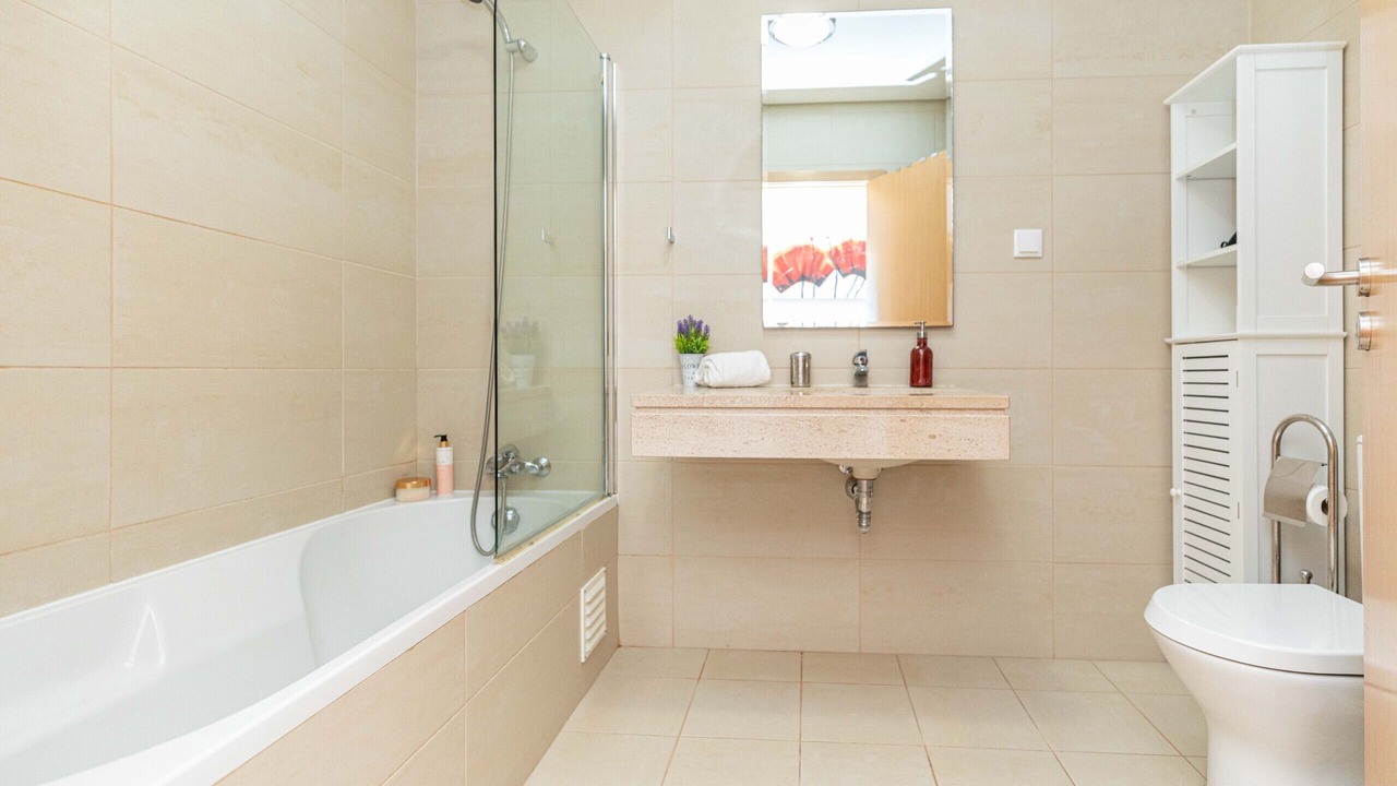 Photo of Bathroom in Olhao