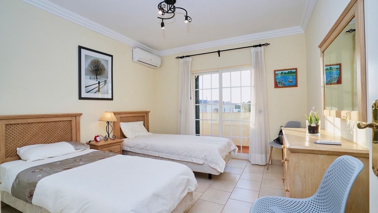 Photo of Bedroom in Lagoa