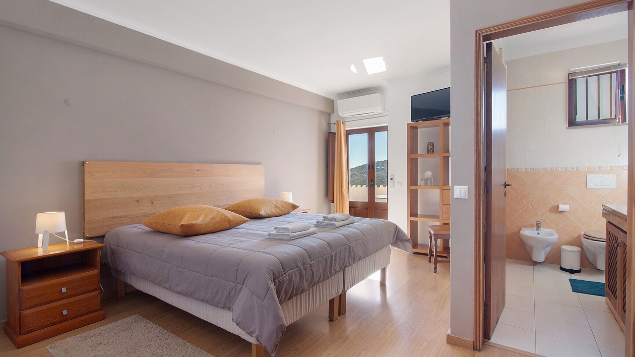 Photo of Bedroom in Sao Bras de Alportel