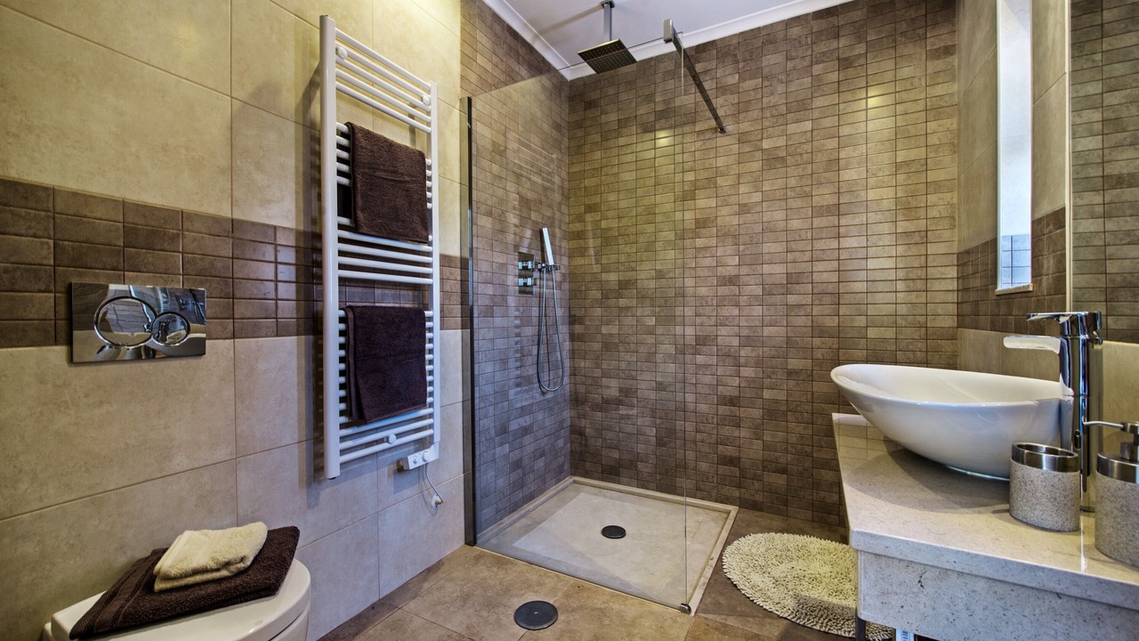 Photo of Bathroom in Apra