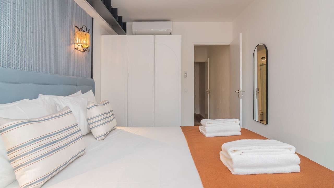 Photo of Bedroom in Baixa