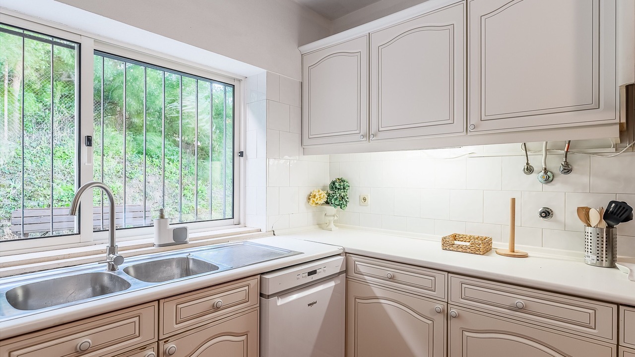 Photo of Kitchen in Colares